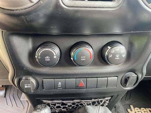 Used 2013 Jeep Wrangler Sport AWD/4WD image 23