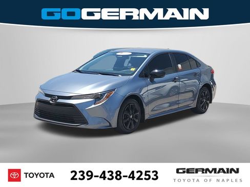 Certified 2025 Toyota Corolla LE FWD image 1