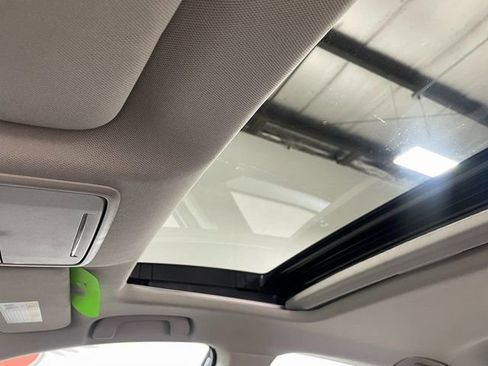 Used 2023 Honda Accord EX image 19