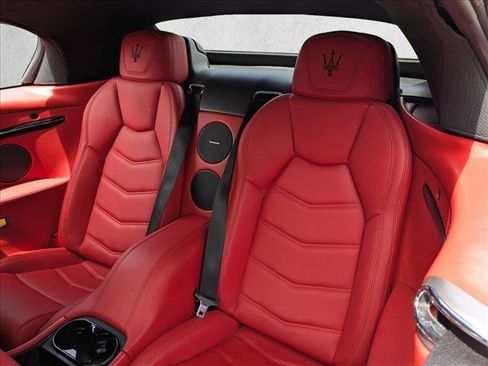 Used 2018 Maserati GranTurismo MC image 17