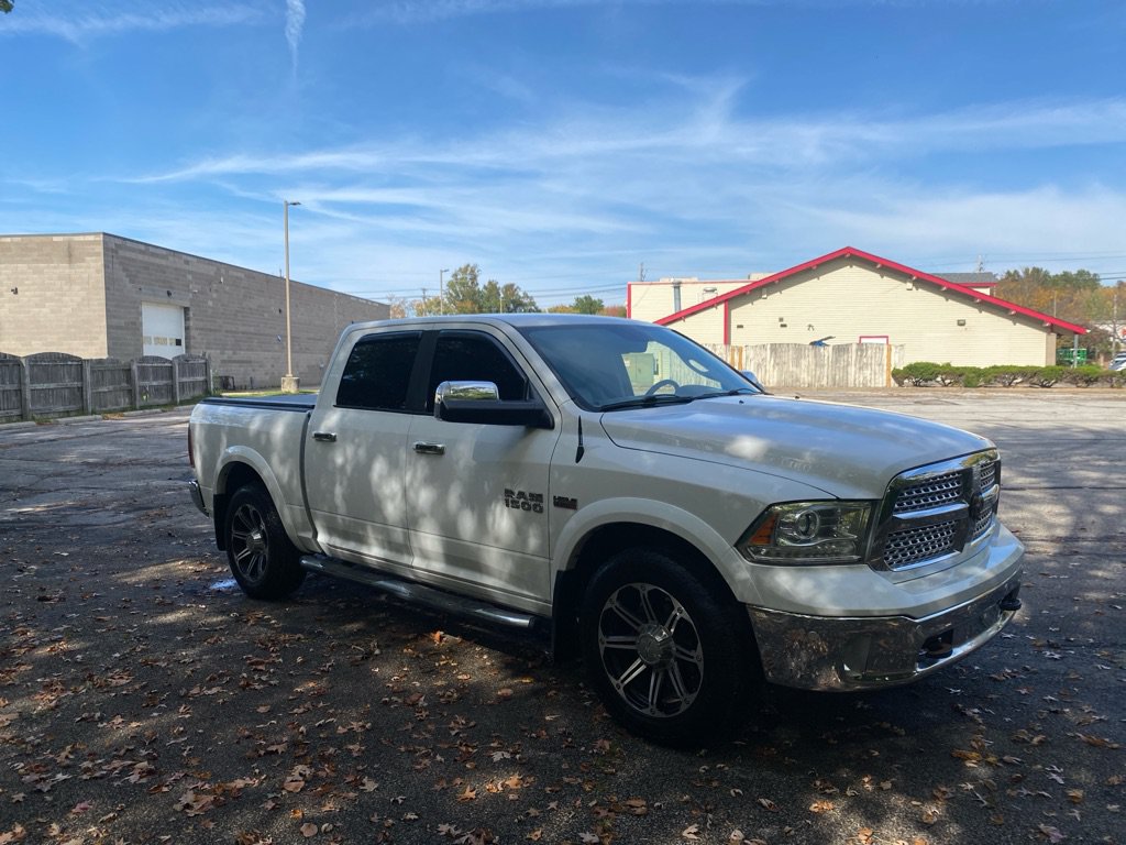 Used 2015 RAM 1500 Laramie w/ Convenience Group AWD/4WD image 7