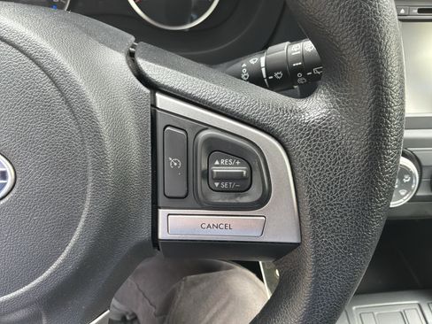 Used 2018 Subaru Forester 2.5i AWD/4WD image 20