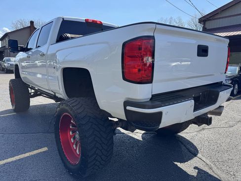 Used 2017 Chevrolet Silverado 2500 High Country w/ Duramax Plus Package AWD/4WD image 3