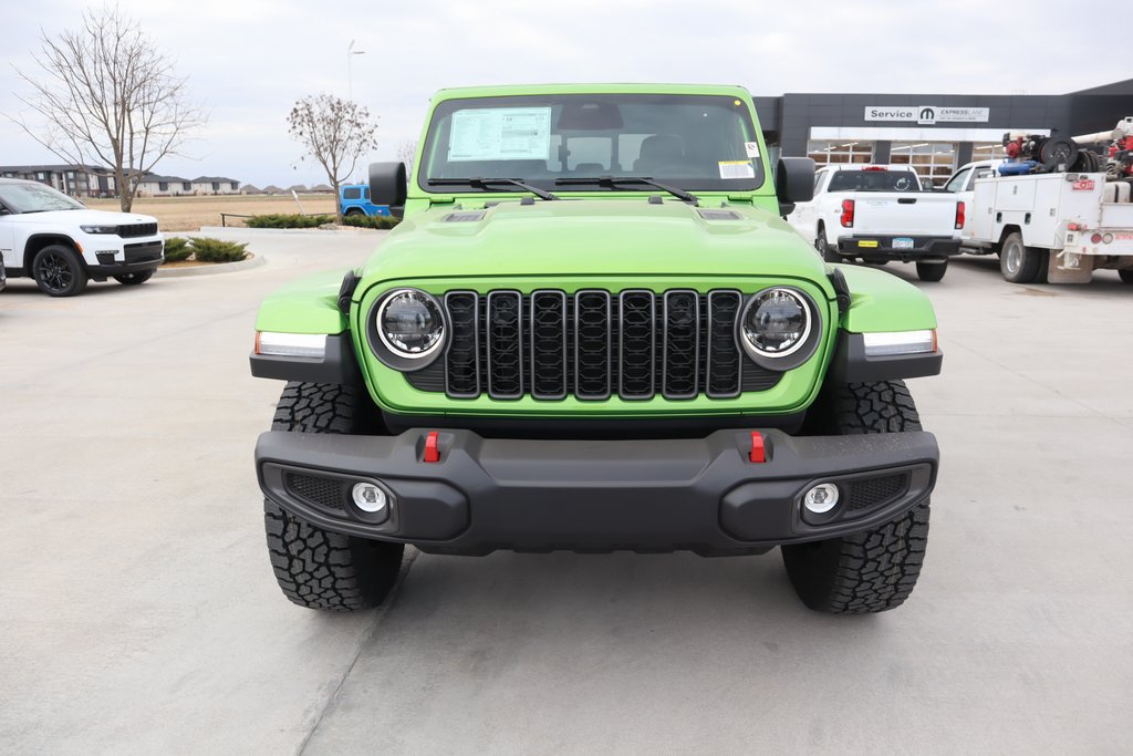New 2026 Jeep Gladiator Rubicon w/ Steel Power Dome Hood Package AWD/4WD image 9