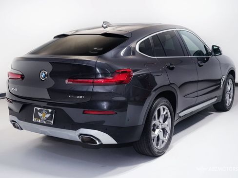 Used 2025 BMW X4 xDrive30i AWD/4WD image 5