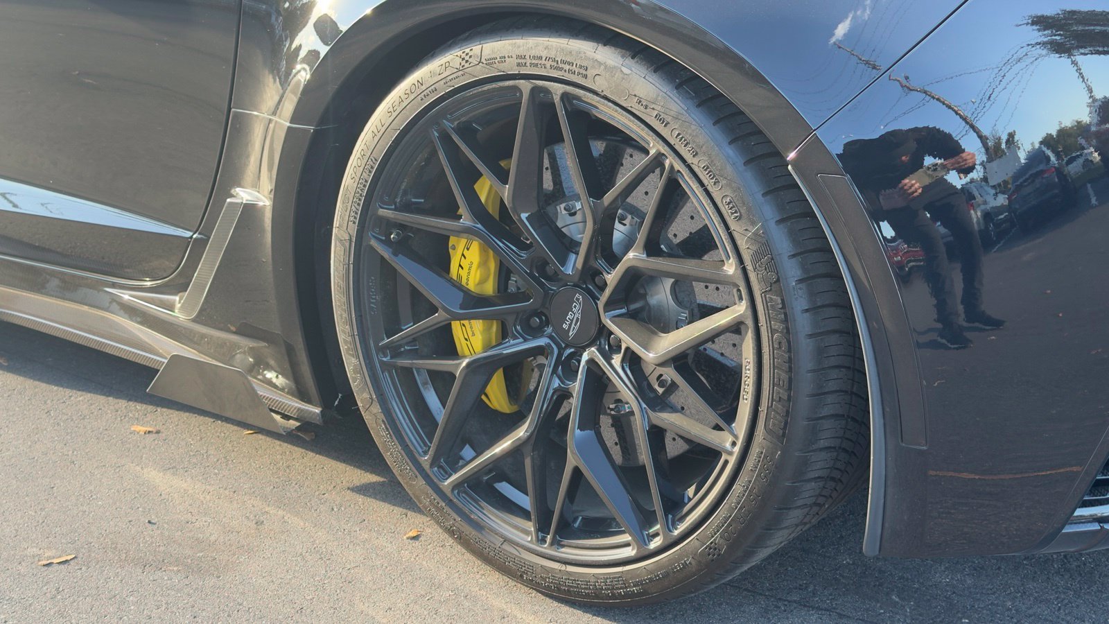Used 2015 Chevrolet Corvette Z06 w/ 3LZ Preferred Equipment Group RWD image 10