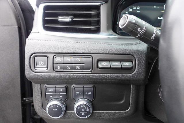 Used 2024 GMC Yukon XL Denali AWD/4WD image 22