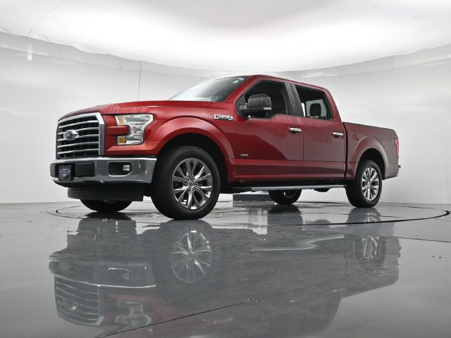 Used 2017 Ford F150 XLT w/ Equipment Group 302A Luxury RWD image 32