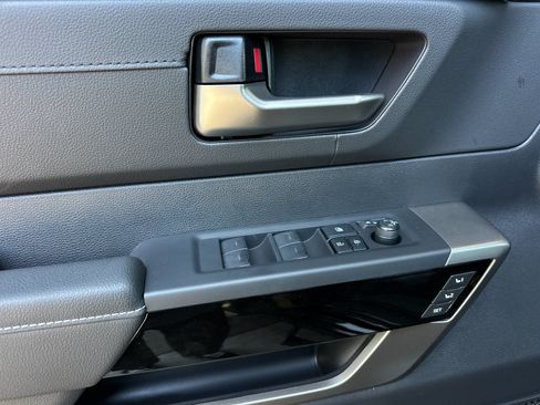 New 2026 Toyota Tundra Limited AWD/4WD image 12