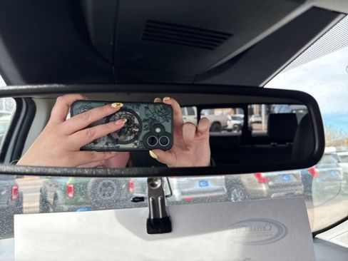 Used 2024 Ford Ranger Lariat w/ FX4 Off-Road Package image 29