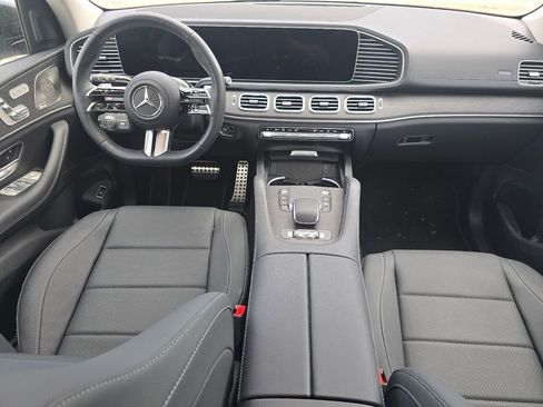 Used 2026 Mercedes-Benz GLS 450 4MATIC image 23