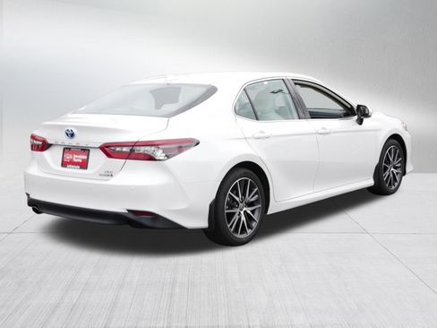 Certified 2023 Toyota Camry XLE w/ Navigation Package image 7