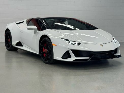 Used 2020 Lamborghini Huracan EVO image 29