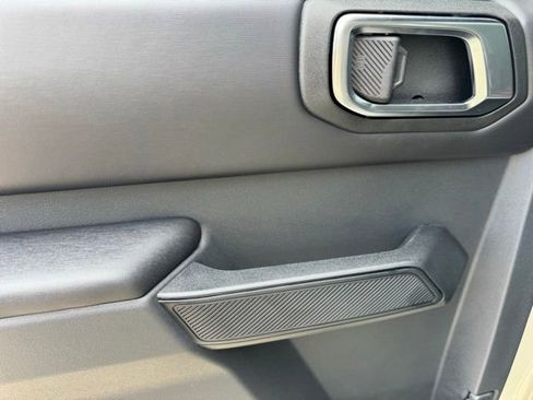 New 2025 Ford Bronco Outer Banks image 15