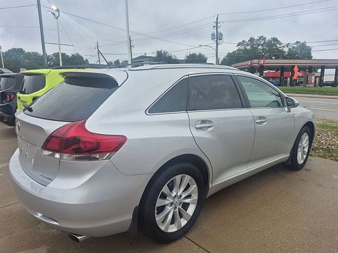 Used 2014 Toyota Venza XLE AWD/4WD image 7
