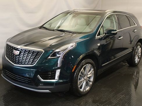 New 2025 Cadillac XT5 Premium Luxury image 1