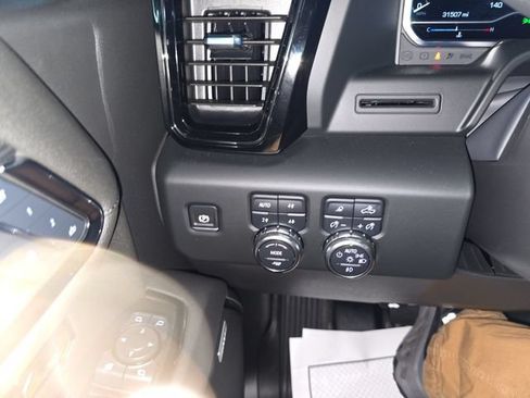 Certified 2024 GMC Sierra 1500 AT4 w/ AT4 Premium Package AWD/4WD image 20