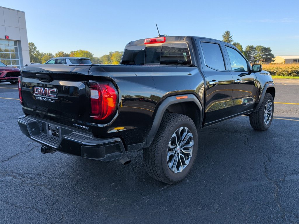 Used 2023 GMC Canyon Denali AWD/4WD image 7