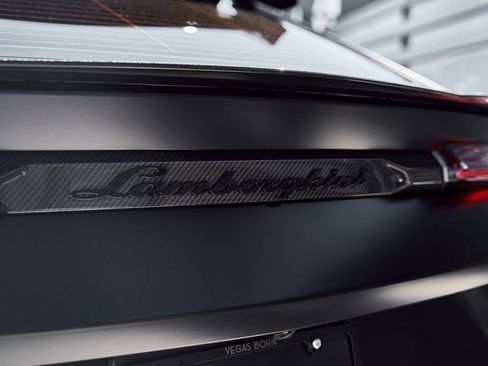 Used 2024 Lamborghini Urus Performante AWD/4WD image 20