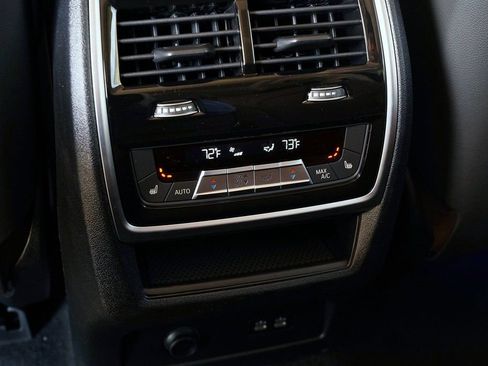 Used 2026 BMW X7 xDrive40i AWD/4WD image 31