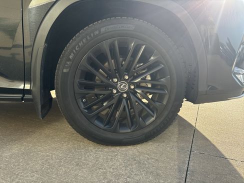 Used 2020 Lexus RX 450h AWD w/ Luxury Package image 11