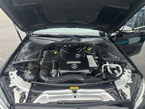 Used 2017 Mercedes-Benz C 300 4MATIC Sedan image 18
