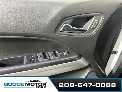 Used 2021 Chevrolet Colorado LT w/ Safety Package AWD/4WD image 10