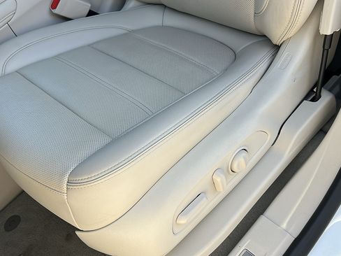 Certified 2023 GMC Acadia Denali AWD/4WD image 20