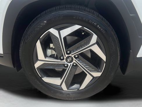 Certified 2023 Hyundai Tucson Limited FWD image 10