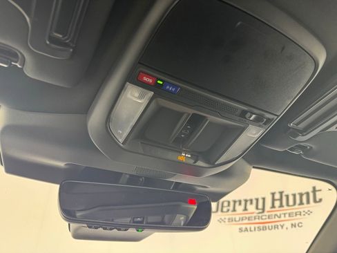 Used 2025 Subaru Forester Premium w/ Convenience Package #1 image 21