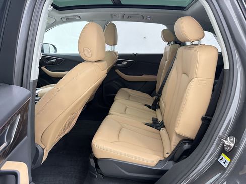 Used 2025 Audi Q7 3.0T Premium Plus w/ Premium Plus Package image 13