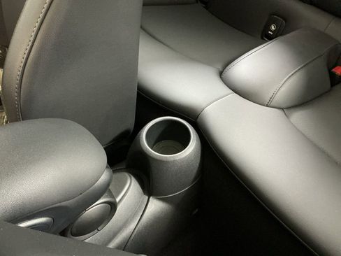 Certified 2023 MINI Cooper S image 27