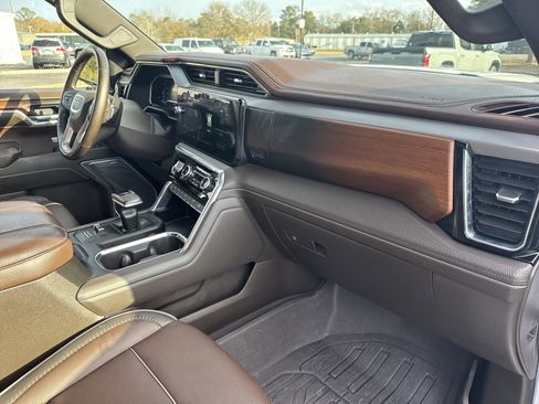 Used 2025 GMC Sierra 1500 Denali image 34