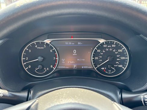 Used 2025 Nissan Altima 2.5 SV FWD image 36