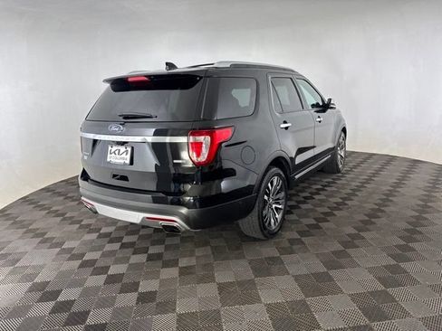 Used 2017 Ford Explorer Platinum AWD/4WD image 7