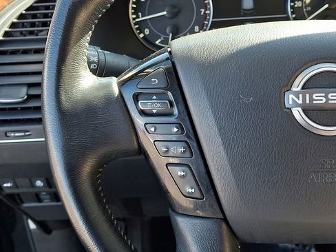 Used 2023 Nissan Armada SL image 25