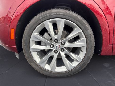 Used 2022 Buick Envision Avenir w/ Technology Package II FWD image 12