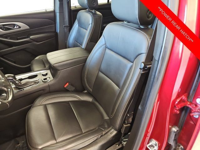 Used 2022 Chevrolet Traverse LT w/ LT Premium Package AWD/4WD image 15
