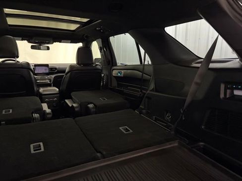 Used 2020 Ford Explorer ST w/ ST Street Pack AWD/4WD image 19