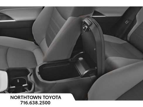 New 2025 Toyota RAV4 XLE image 15