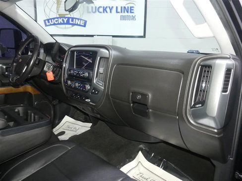 Used 2018 Chevrolet Silverado 1500 LTZ AWD/4WD image 23