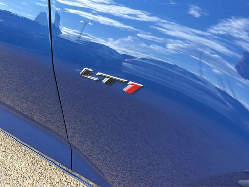 Used 2024 Chevrolet Camaro LT RWD image 10