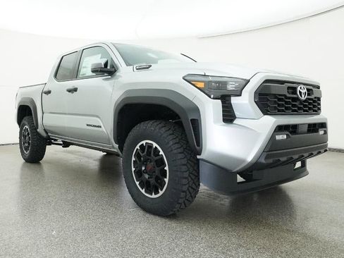 New 2025 Toyota Tacoma TRD Off-Road image 29