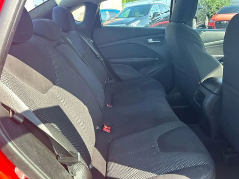 Used 2014 Dodge Dart SXT image 32