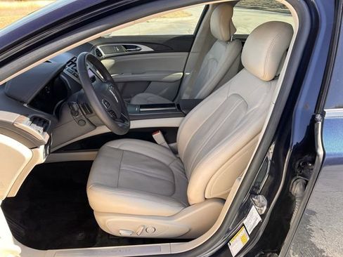 Used 2017 Lincoln MKZ Reserve w/ Climate Package image 25