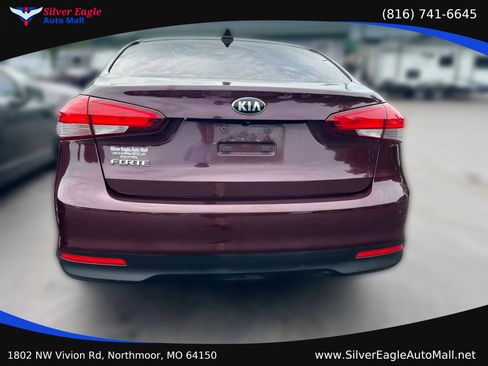 Used 2018 Kia Forte LX w/ LX Popular Package FWD image 8