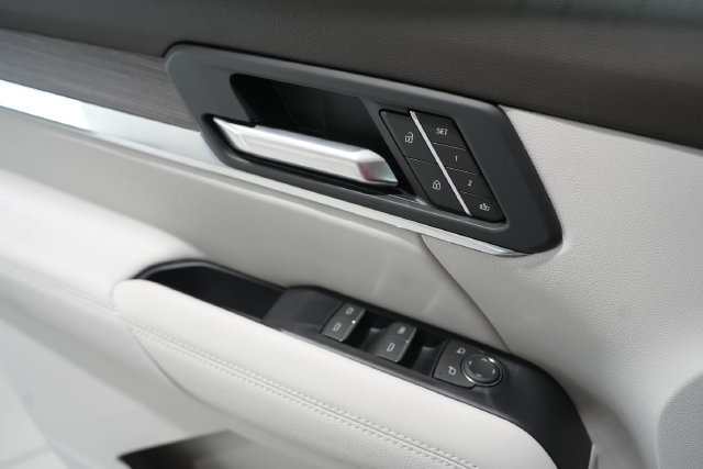 New 2027 GMC Terrain Denali AWD/4WD image 12