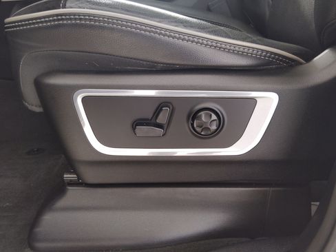 Used 2021 RAM 1500 Laramie w/ Laramie Southwest Edition image 13