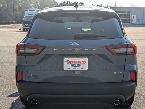 Used 2025 Ford Escape ST-Line Select image 9