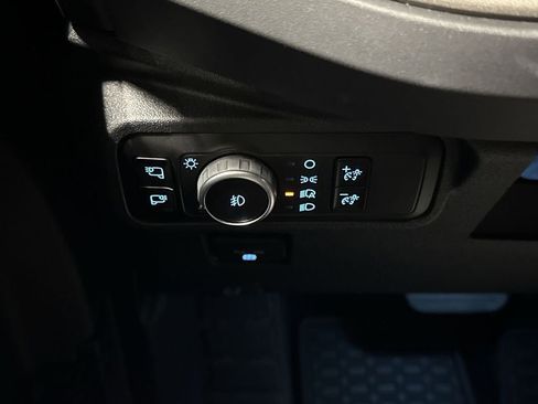 Used 2025 Ford Bronco Outer Banks image 19